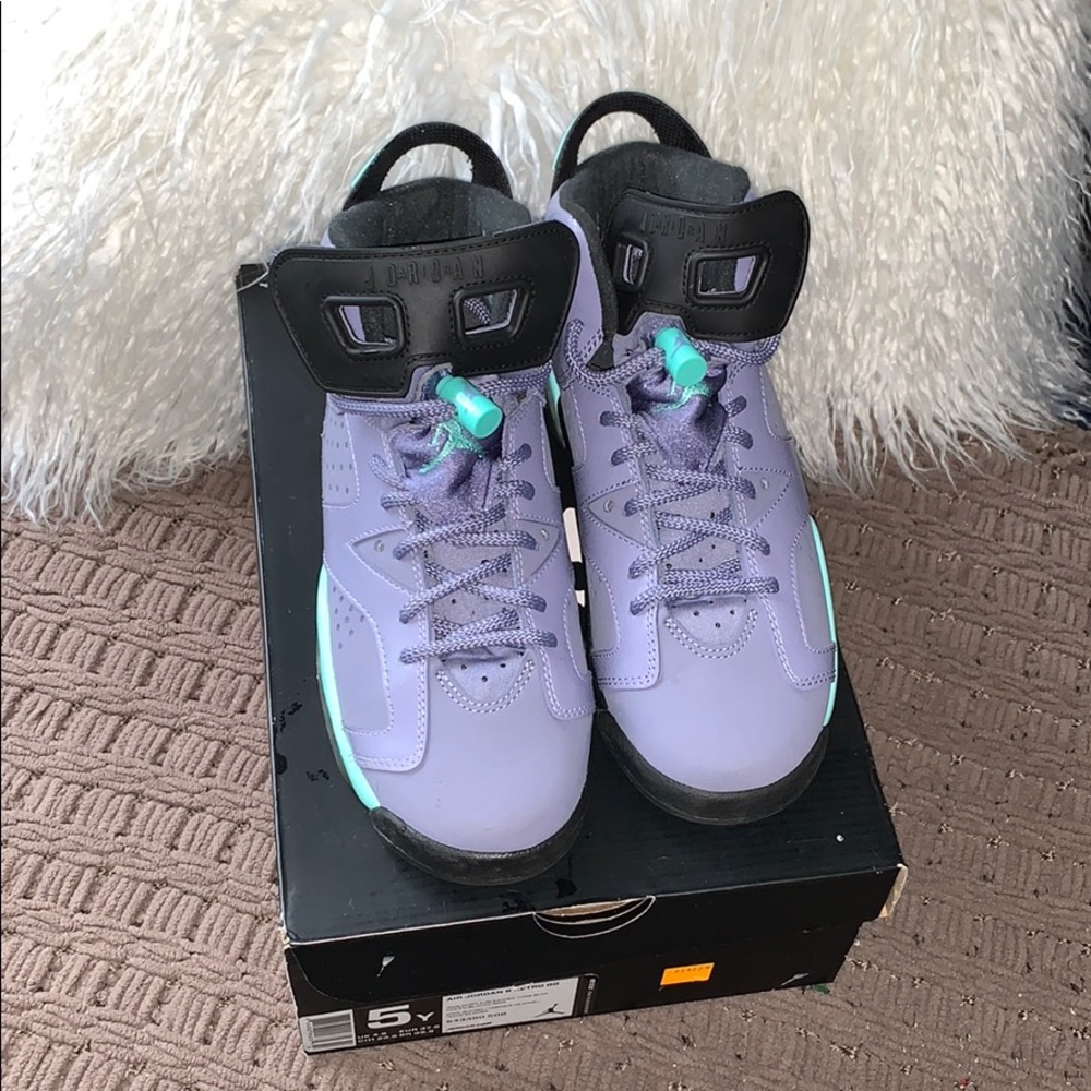 Air Jordan Retro 6